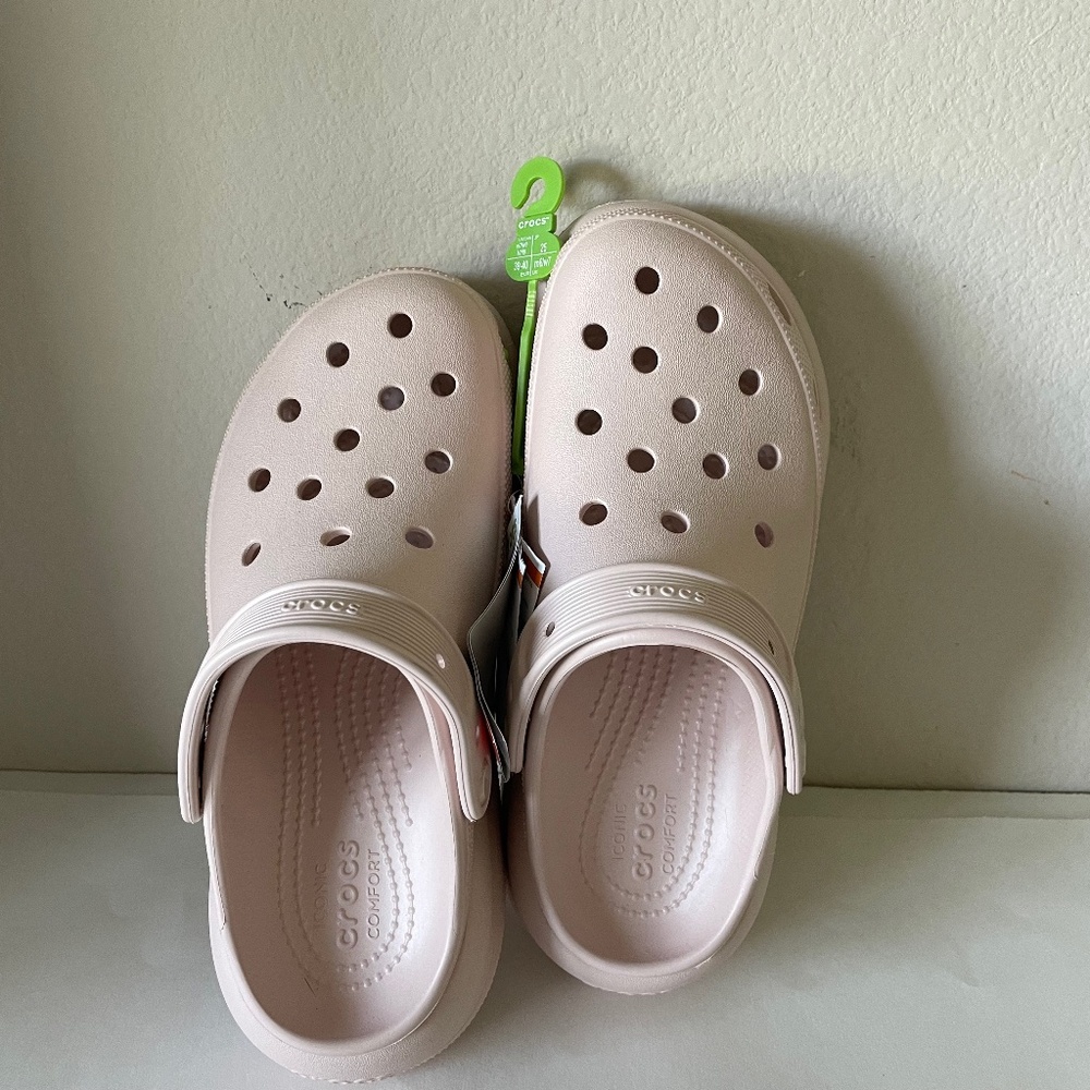 Crocs Classic Crush Clog Beige Mule Flat Women